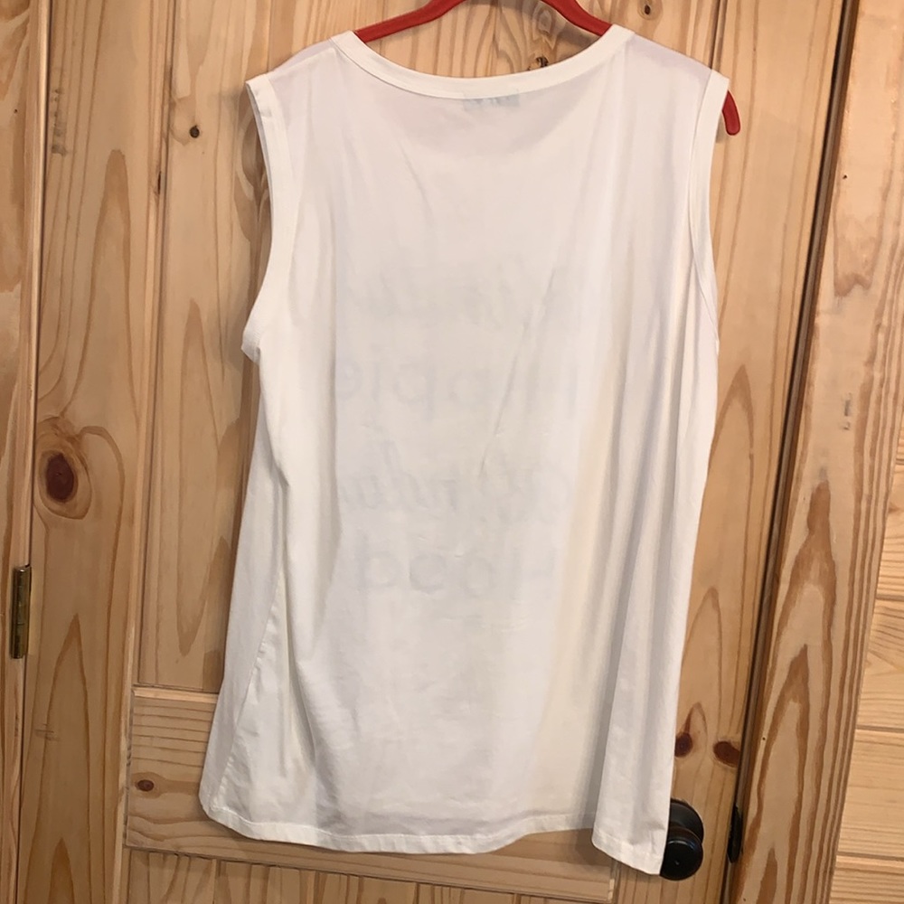 White Sleeveless Top Size Large - Picture 3 of 3